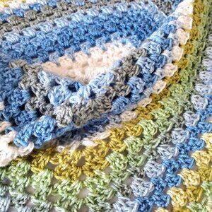 Crochet BABY BLANKET AFGHAN Lap Granny Square 29"x 29" Blue White Green New